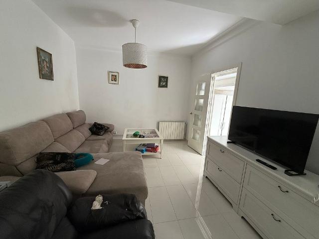 Piso en venta en calle De Mascaró, Barcelona, de 60 m² 2 habitaciones por 260.000