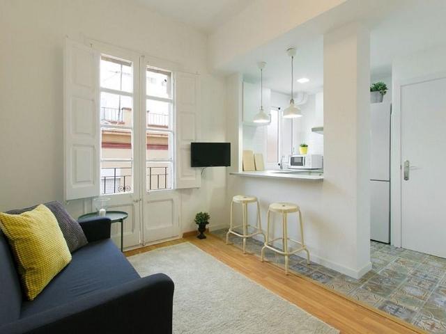 Piso en venta en calle De Marià Aguiló, Barcelona, de 44 m² 2 habitaciones por 325.000