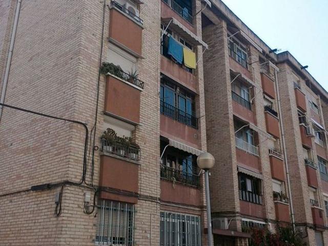 Piso en venta en calle De Maria Palau, Granollers, de 57 m² 3 habitaciones por 159.000