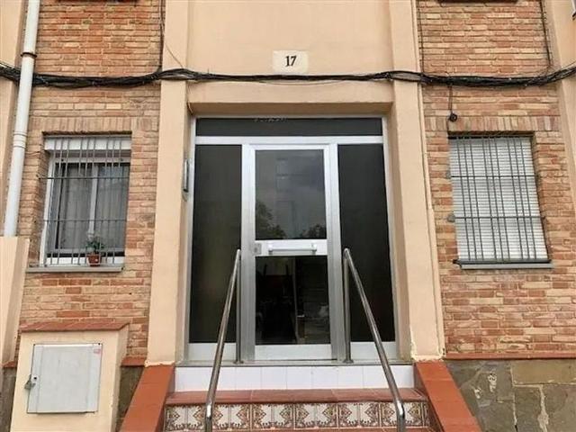 Piso en venta en calle De Menorca, Vilanova i La Geltrú, de 68 m² 3 habitaciones por 108.000
