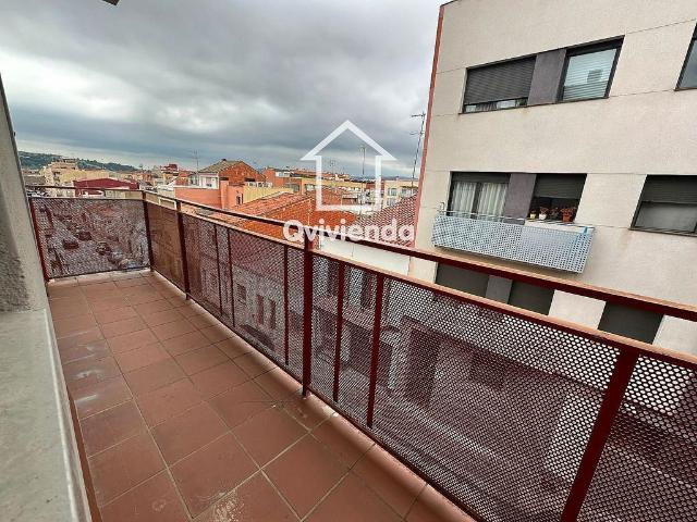 Piso en venta en calle De Menéndez y Pelayo, Terrassa, de 70 m² 2 habitaciones por 110.000