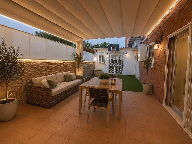 Piso en venta en calle De Molí de la Torre, Badalona, de 70 m² 2 habitaciones por 345.000