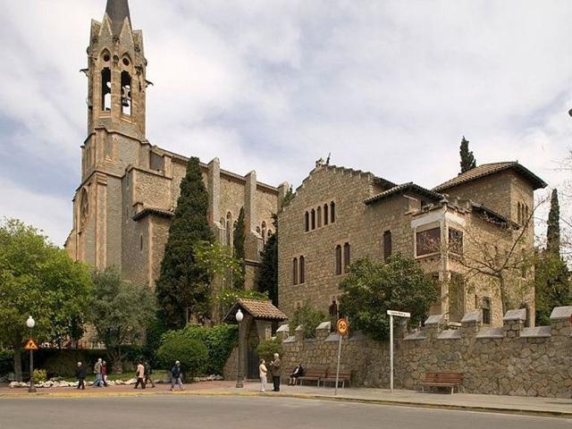 Piso en venta en calle De Monturiol, Santa Coloma de Gramanet, de 72 m² 3 habitaciones por 100.000
