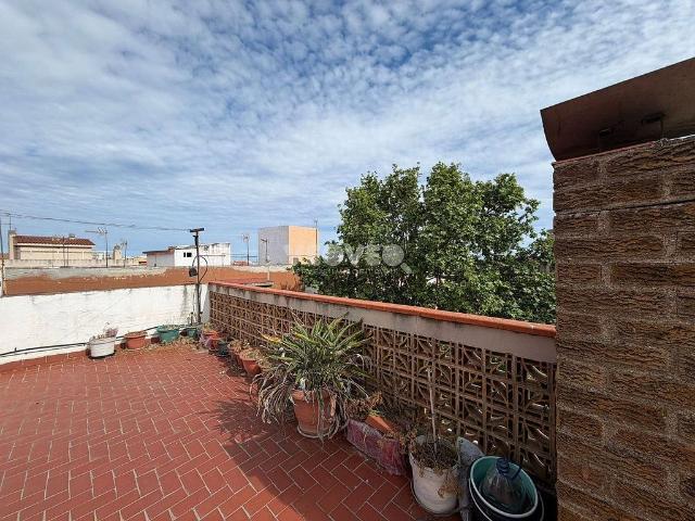Piso en venta en calle De Montblanc, Tarragona, de 209 m² 5 habitaciones por 220.000