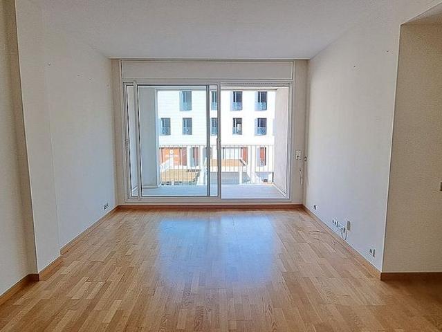 Piso en venta en calle De Montserrat, Reus, de 103 m² 4 habitaciones por 270.000