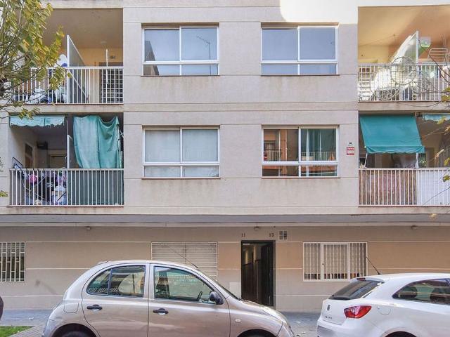 Piso en venta en calle De Núria, Premià de Mar, de 73 m² 1 habitación por 108.000