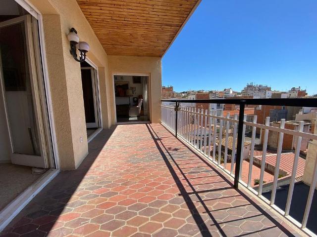 Piso en venta en calle De Narcís Fors, Lloret de Mar, de 100 m² 3 habitaciones por 245.000
