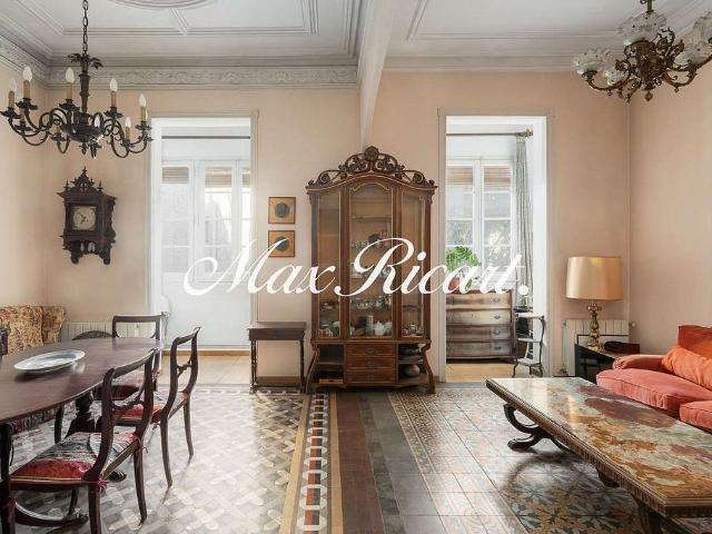Piso en venta en calle De Aribau, Barcelona, de 95 m² 2 habitaciones por 780.000
