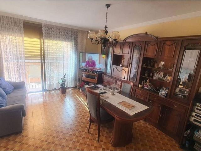 Piso en venta en calle De Bailèn, Vilanova i La Geltrú, de 82 m² 4 habitaciones por 265.000