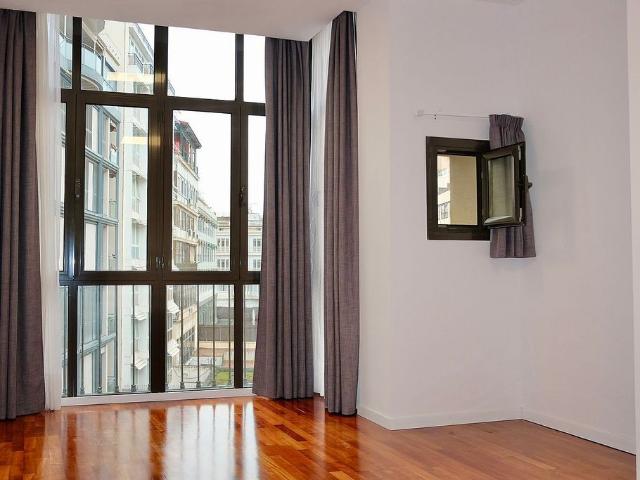 Piso en venta en calle De Balmes, Barcelona, de 105 m² 3 habitaciones por 799.000