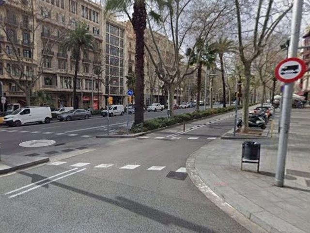 Piso en venta en calle De Balmes, Barcelona, de 125 m² 3 habitaciones por 675.000