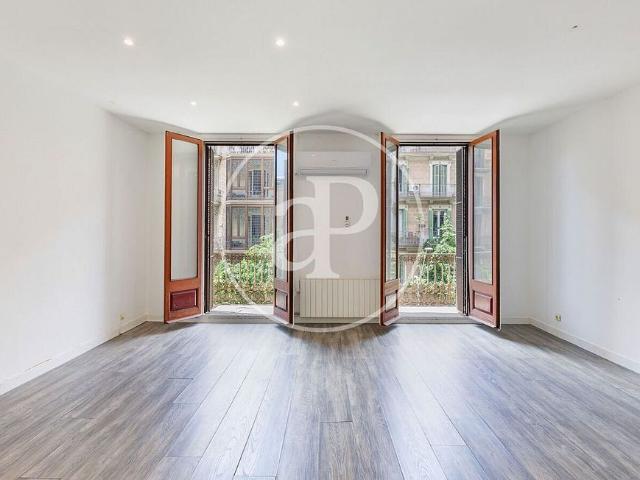 Piso en venta en calle De Balmes, Barcelona, de 136 m² 3 habitaciones por 719.000