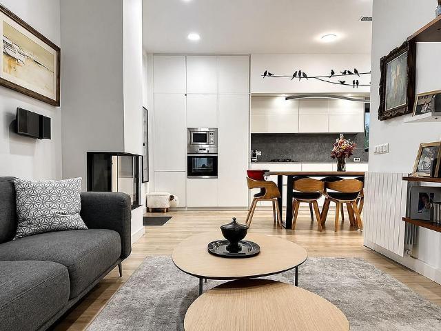 Piso en venta en calle De Balmes, Barcelona, de 97 m² 2 habitaciones por 550.000