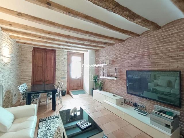 Piso en venta en calle De Bascònia, Barcelona, de 90 m² 2 habitaciones por 465.000