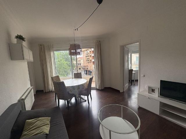 Piso en venta en calle De Barcelona, Manresa, de 72 m² 4 habitaciones por 214.500
