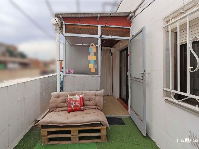 Piso en venta en calle De Batllori, Hospitalet de Llobregat, L´, de 53 m² 2 habitaciones por 189.000