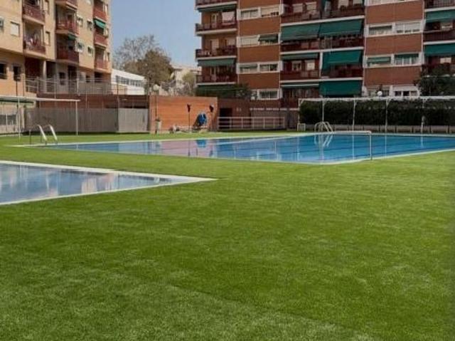 Piso en venta en calle De Berenguer El Gran, Sabadell, de 75 m² 2 habitaciones por 239.000