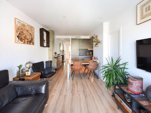 Piso en venta en calle De Bordeus, Barcelona, de 95 m² 4 habitaciones por 695.000