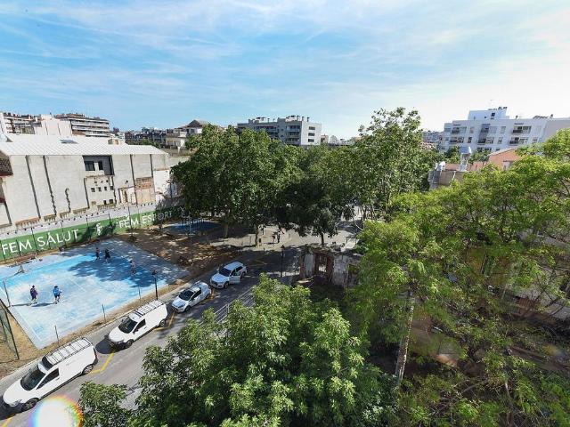 Piso en venta en calle De Bordeus, Barcelona, de 95 m² 4 habitaciones por 710.000