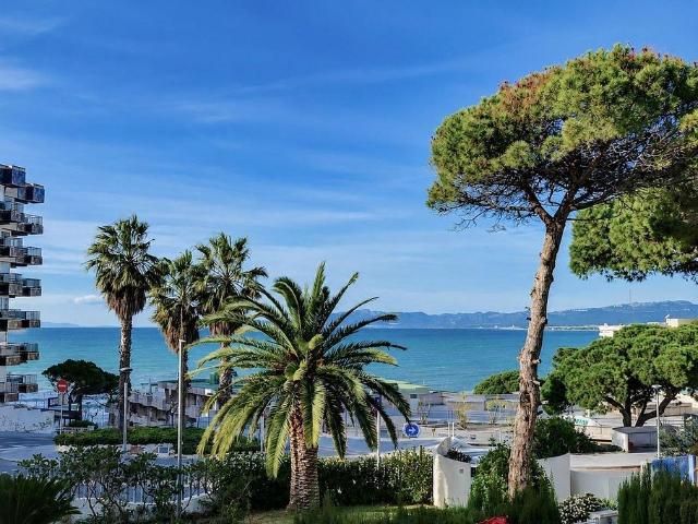 Piso en venta en calle De Brussel·Les, Salou, de 74 m² 2 habitaciones por 294.000