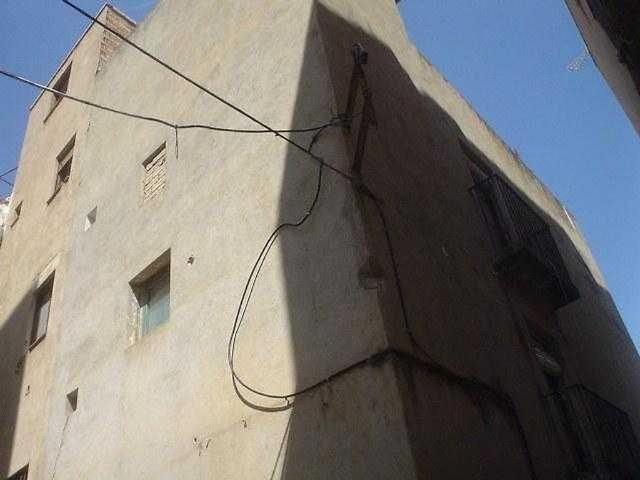 Piso en venta en calle De Cabanes, Tortosa, de 34 m² 2 habitaciones por 13.700