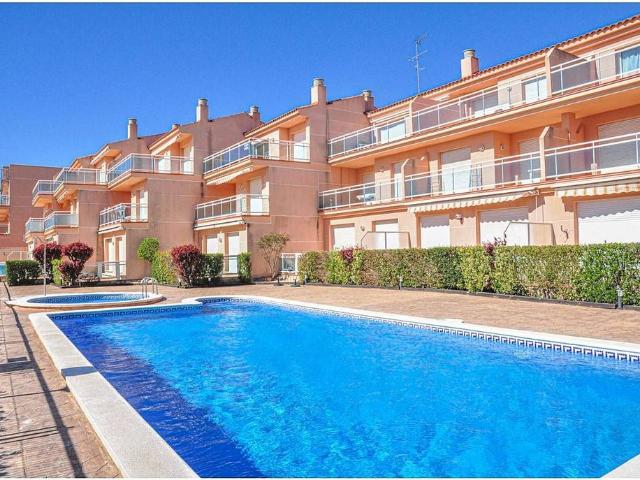 Piso en venta en calle De Cadaloques, Vandellòs i l'Hospitalet de l'Infant, de 51 m² 2 habitaciones por 270.000
