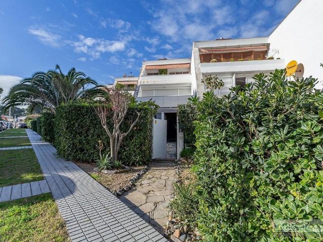 Piso en venta en calle De Cal·Lipolis, Salou, de 60 m² 2 habitaciones por 214.000