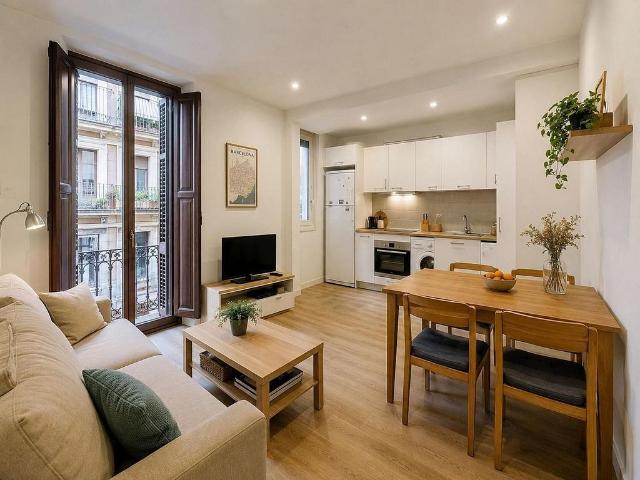 Piso en venta en Barcelona, de 60 m² 2 habitaciones por 420.000