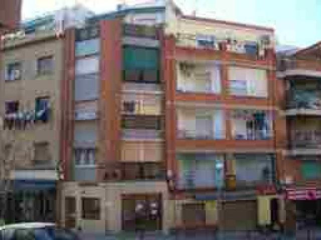 Piso en venta en calle De Calderón de la Barca, Badalona, de 40 m² 2 habitaciones por 66.400