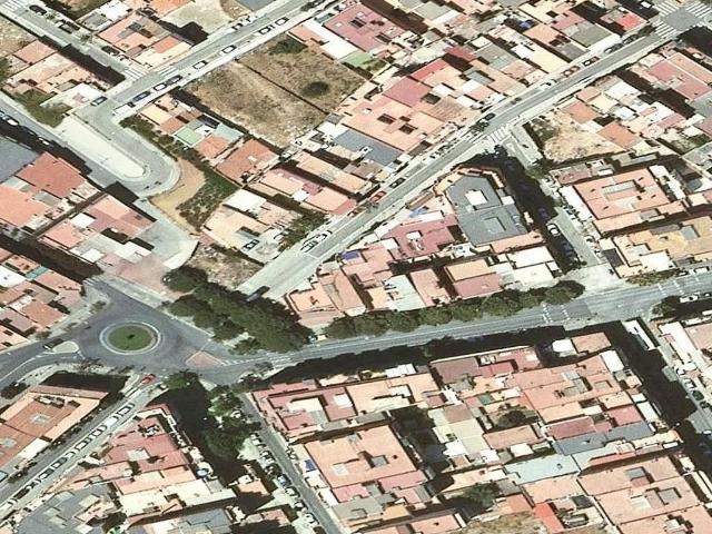 Piso en venta en calle De Calderón de la Barca, Badalona, de 54 m² 3 habitaciones por 114.000