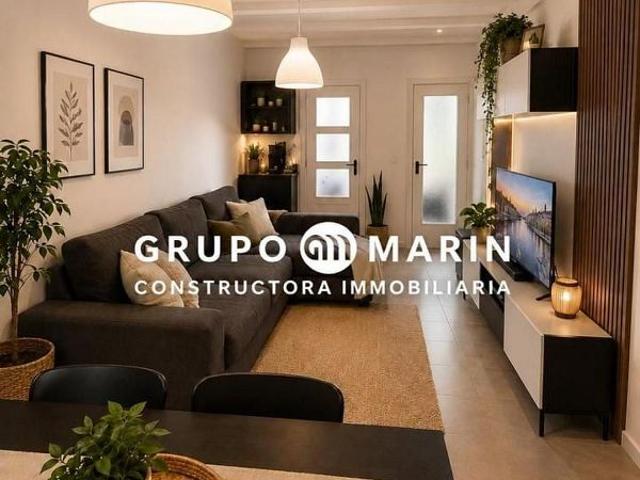 Piso en venta en calle De Calderón de la Barca, Badalona, de 54 m² 2 habitaciones por 49.000