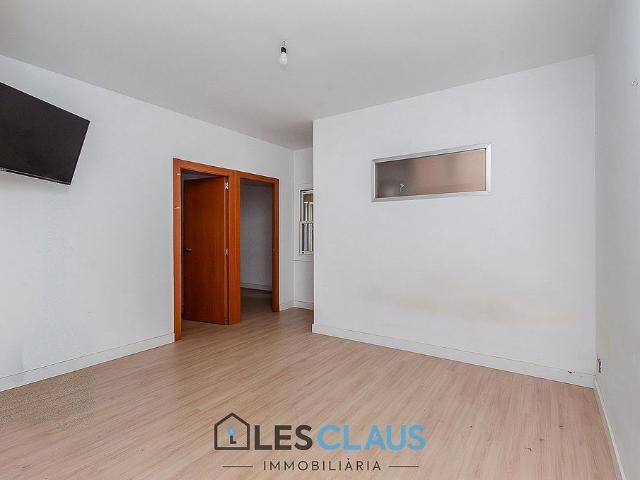 Piso en venta en calle De Calderón de la Barca, Badalona, de 53 m² 2 habitaciones por 119.000