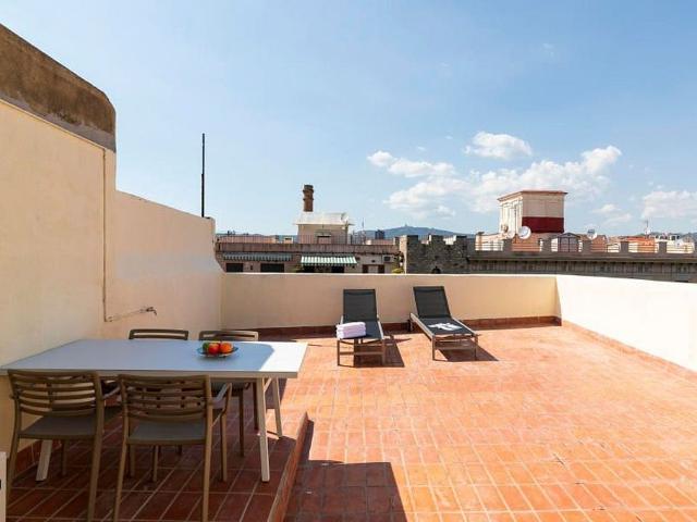 Piso en venta en calle De Calders, Barcelona, de 39 m² 2 habitaciones por 340.000
