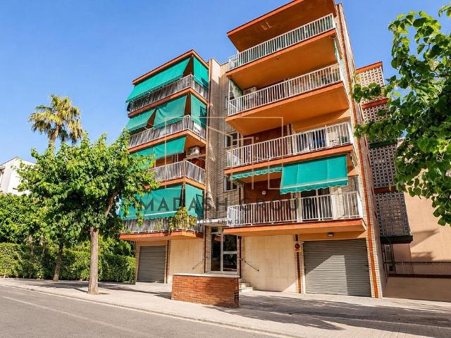 Piso en venta en calle De Cambrils, Salou, de 116 m² 4 habitaciones por 189.975