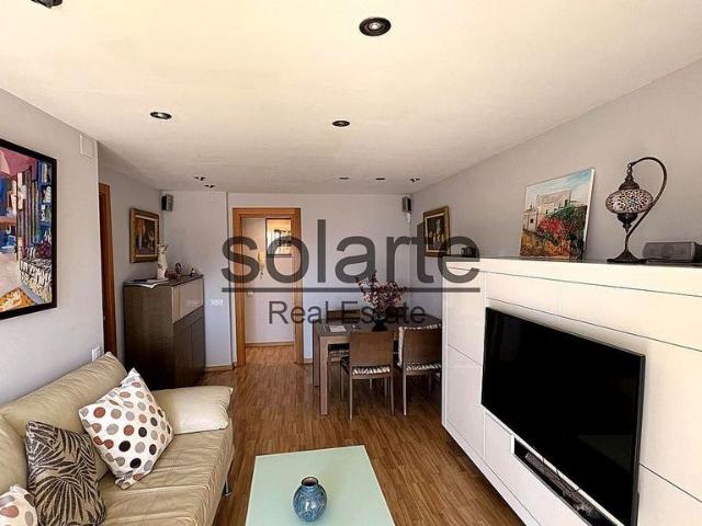 Piso en venta en calle De Can Pujadas, Hospitalet de Llobregat, L´, de 57 m² 3 habitaciones por 299.000