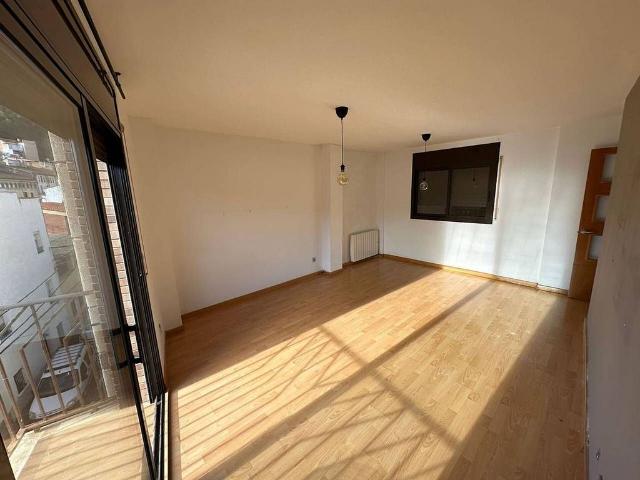 Piso en venta en calle De Catalunya, Riudecols, de 104 m² 4 habitaciones por 165.000