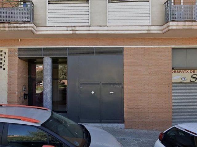 Piso en venta en calle De Cavite, Rubí, de 82 m² 3 habitaciones por 207.860