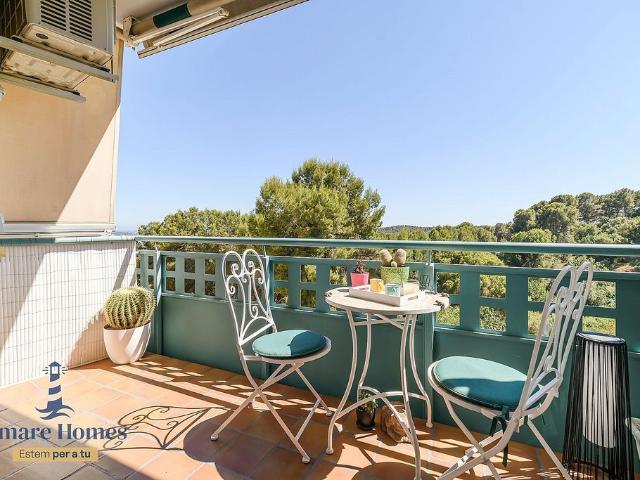 Piso en venta en calle De Clara Campoamor, Gavà, de 93 m² 4 habitaciones por 435.000