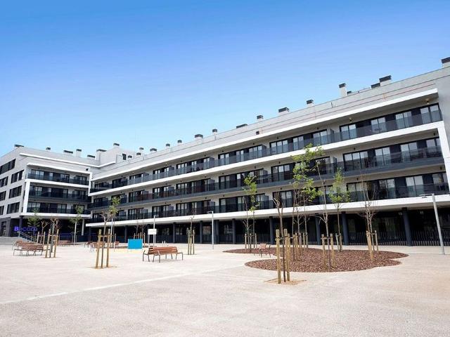 Piso en venta en calle De Colom, Terrassa, de 79 m² 3 habitaciones por 340.000