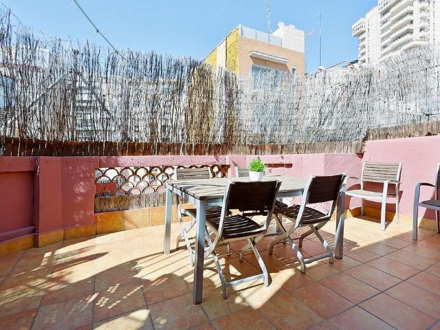 Piso en venta en calle De Déu i Mata, Barcelona, de 63 m² 2 habitaciones por 480.000