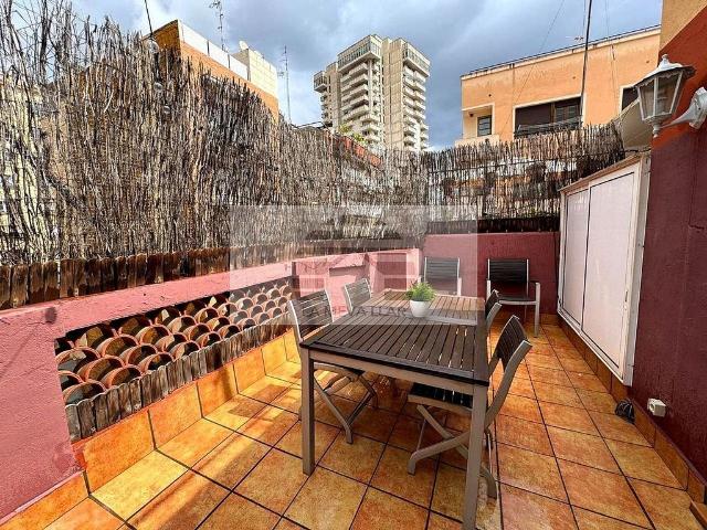 Piso en venta en calle De Déu i Mata, Barcelona, de 63 m² 2 habitaciones por 490.000