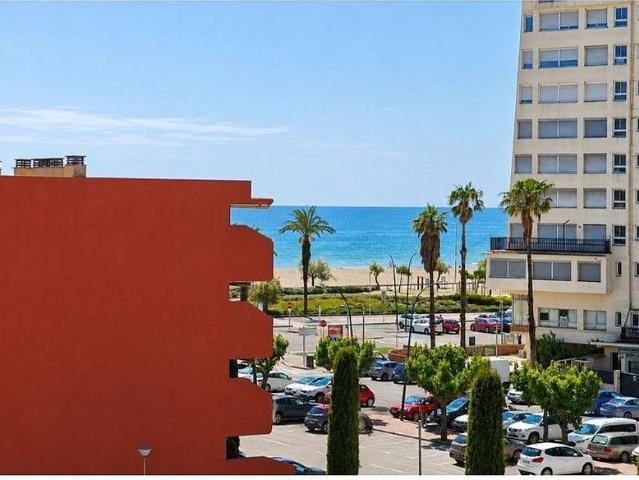 Piso en venta en calle De Fabra Pompeu, Castelló d´Empúries, de 52 m² 2 habitaciones por 235.000