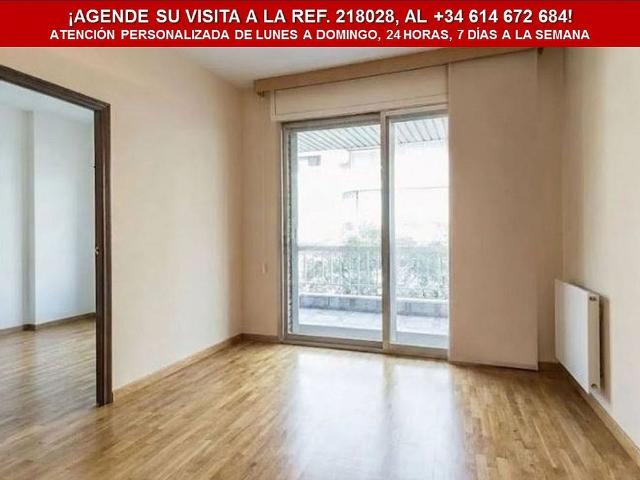 Piso en venta en calle De Felipe de Paz, Barcelona, de 90 m² 3 habitaciones por 699.000