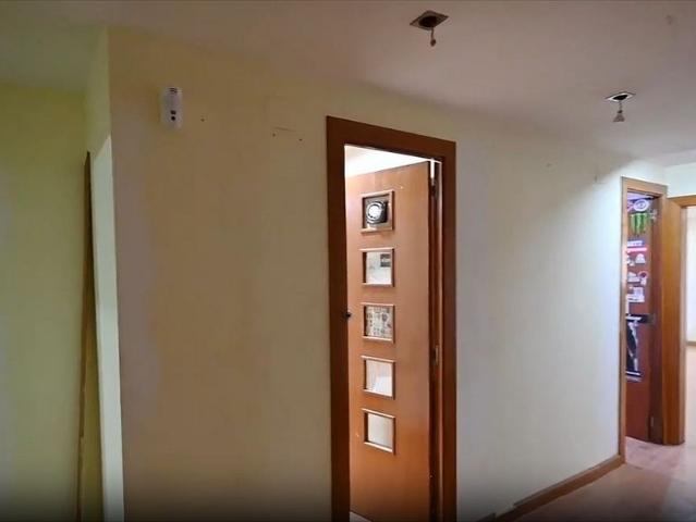 Piso en venta en calle De Ferlandina, Barcelona, de 94 m² 3 habitaciones por 295.000