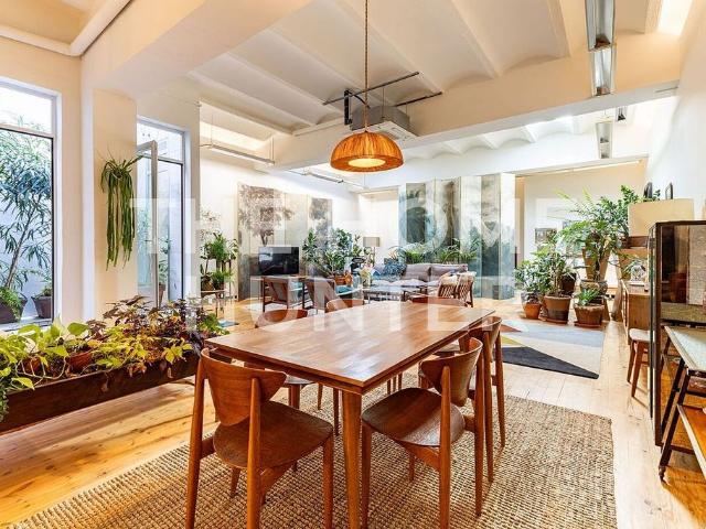 Piso en venta en calle De Ferran Puig, Barcelona, de 257 m² 1 habitación por 530.000