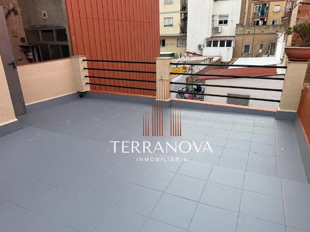 Piso en venta en calle De Ferré, Hospitalet de Llobregat, L´, de 41 m² 2 habitaciones por 160.000