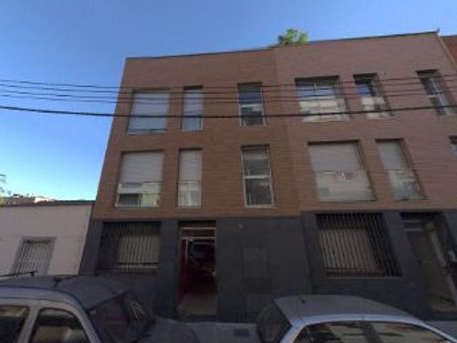Piso en venta en calle De Ferrer i Vidal, Sabadell, de 86 m² 3 habitaciones por 152.000