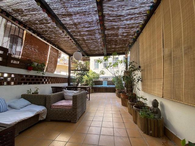 Piso en venta en calle De Fontanella, Barcelona, de 85 m² 3 habitaciones por 740.000