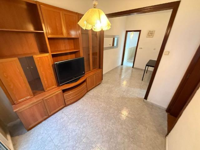 Piso en venta en calle De França, Barcelona, de 49 m² 2 habitaciones por 156.000