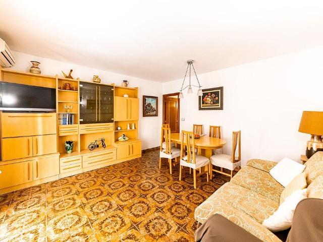 Piso en venta en calle De Francesc Macià, Cunit, de 66 m² 2 habitaciones por 155.000